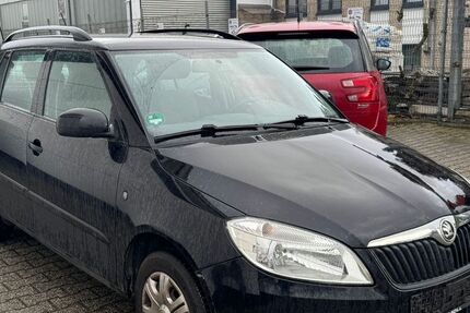 Skoda Fabia 233.000 km 2.499 &euro; Troisdorf 53842