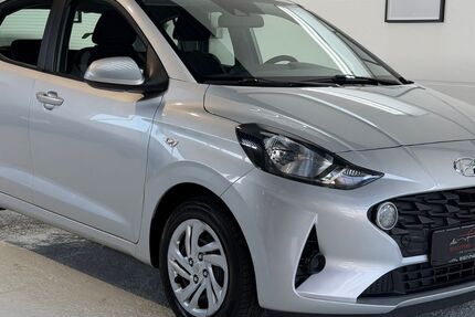 Hyundai i10 60.000 km 9.899 &euro; Köln 50769