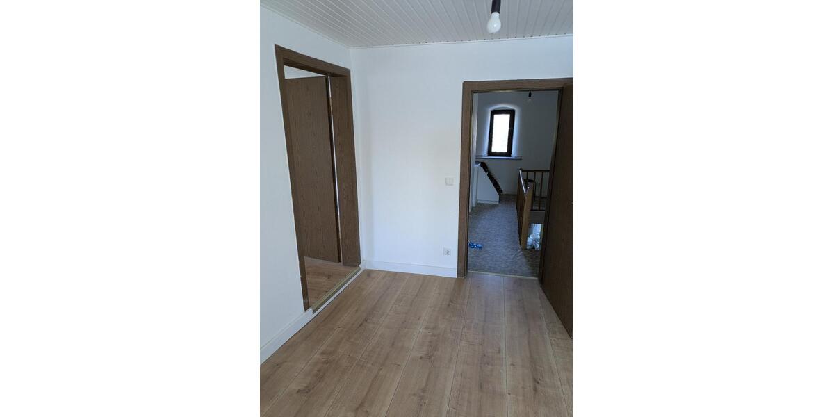 Einfamilienhaus Hilden - 6 Zimmer, 160 m&sup2;, 475.000&euro; | Angebot:27463530