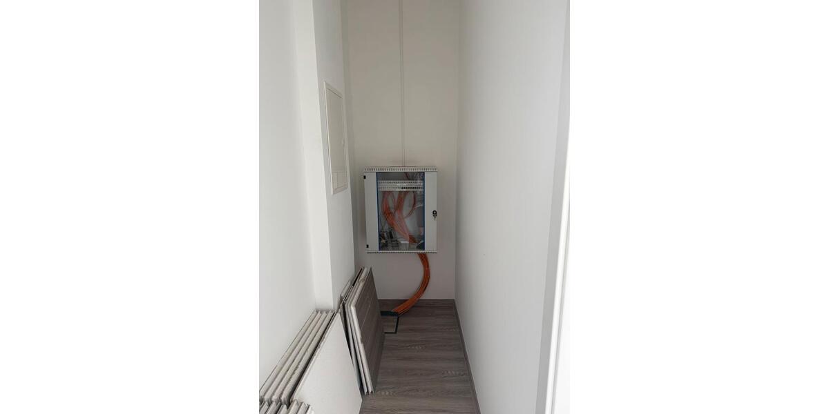 Gewerbeobjekt Troisdorf Bergheim - 2 Zimmer, 8 m&sup2;, 1.836&euro; | Angebot:26169402