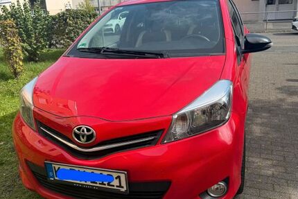 Toyota Yaris 141.000 km 4.800 &euro; Köln 51063