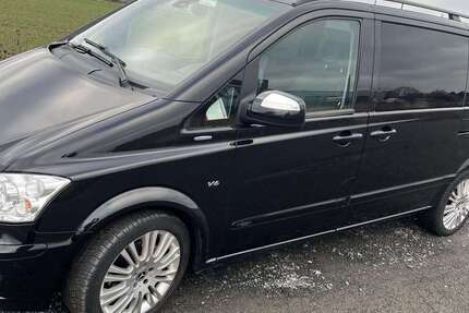 Mercedes-Benz Viano 218.800 km 17.500 &euro; Köln 51147
