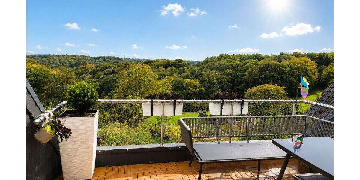 Etagenwohnung Remscheid Reinshagen - 3.5 Zimmer, 102 m&sup2;, 239.000&euro; | Angebot:25201150