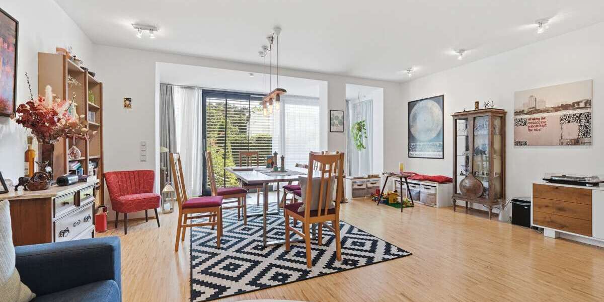 Etagenwohnung Refrath Refrath - 3 Zimmer, 120 m&sup2;, 549.000&euro; | Angebot:27436296