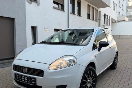 Fiat Punto 144.000 km 1.900 &euro; Köln 50667