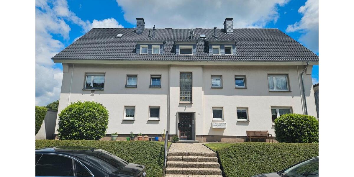 Dachgeschoßwohnung Wermelskirchen - 3.5 Zimmer, 60 m&sup2;, 128.000&euro; | Angebot:27496422