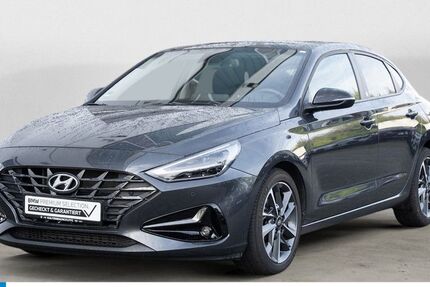 Hyundai i30 28.127 km 19.890 &euro; Wiehl 51674