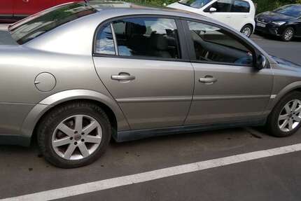 Opel Vectra 157.000 km 2.800 &euro; Bonn 53117