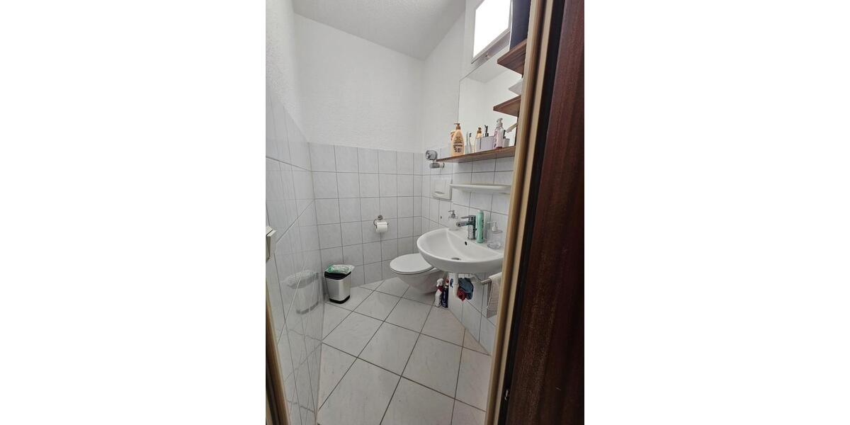 Etagenwohnung Leverkusen Schlebusch - 3 Zimmer, 74 m&sup2;, 197.000&euro; | Angebot:27462943