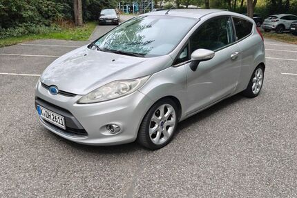 Ford Fiesta 172.463 km 2.000 &euro; Köln 50769