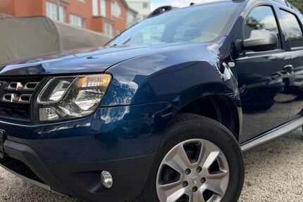 Dacia Duster 140.000 km 7.450 &euro; Köln 50674