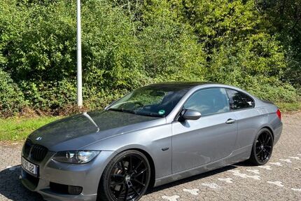 BMW 325 124.500 km 16.500 &euro; Solingen 42655