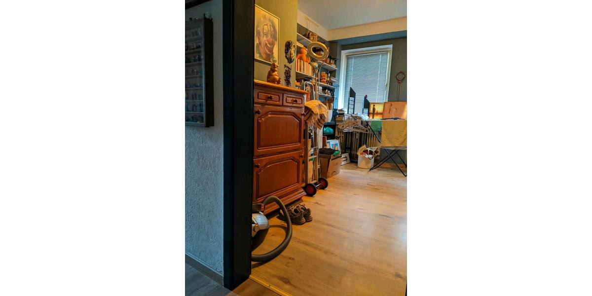 Erdgeschoßwohnung Köln Nippes - 2 Zimmer, 75 m&sup2;, 250.000&euro; | Angebot:27462350