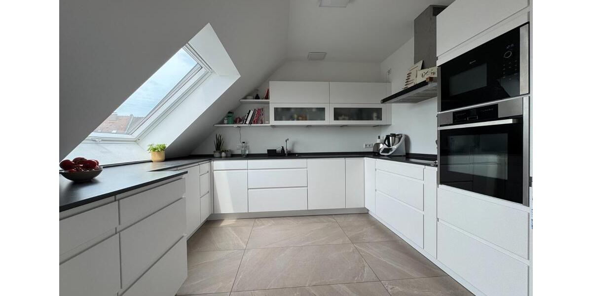 Dachgeschoßwohnung Köln Mülheim - 4 Zimmer, 143 m&sup2;, 719.000&euro; | Angebot:27450764