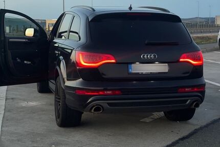 Audi Q7 260.000 km 14.200 &euro; Bornheim 53332