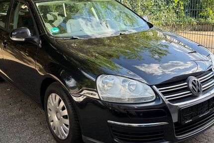 VW Golf 144.000 km 4.500 &euro; Remscheid 42855