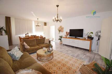 Wohnung Langenfeld - 3 Zimmer, 82 m&sup2;, 279.000&euro; | Angebot:27071429
