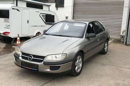 Opel Omega 169.000 km 480 &euro; Hilden 40721