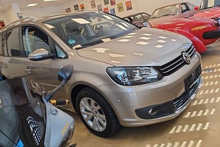 VW Touran 172.000 km 7.987 &euro; Bergisch Gladbach 51465