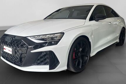 Audi RS3 4.950 km 59.890 &euro; Remscheid 42897