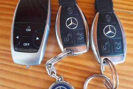 Mercedes-Benz 200 272.000 km 10.600 &euro; Köln 51147