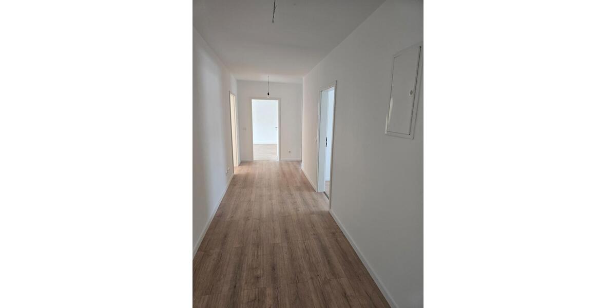 Dachgeschoßwohnung Leverkusen - 4 Zimmer, 80 m&sup2;, 229.000&euro; | Angebot:27421892