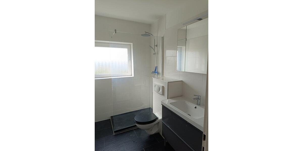 Etagenwohnung Köln Kalk - 3 Zimmer, 69 m&sup2;, 350.000&euro; | Angebot:27446669