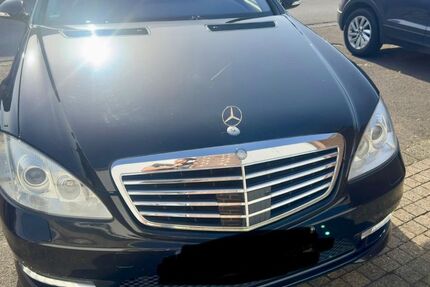 Mercedes-Benz S 500 282.000 km 10.000 &euro; Leverkusen 51377