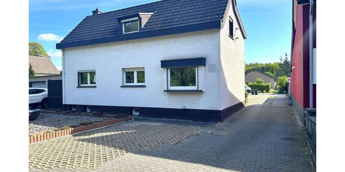 Einfamilienhaus Lohmar - 6 Zimmer, 110 m&sup2;, 299.000&euro; | Angebot:27321533