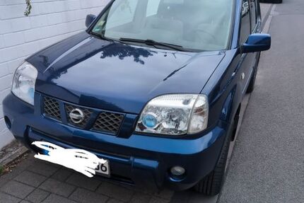 Nissan X-Trail 210.000 km 4.200 &euro; Köln 50823