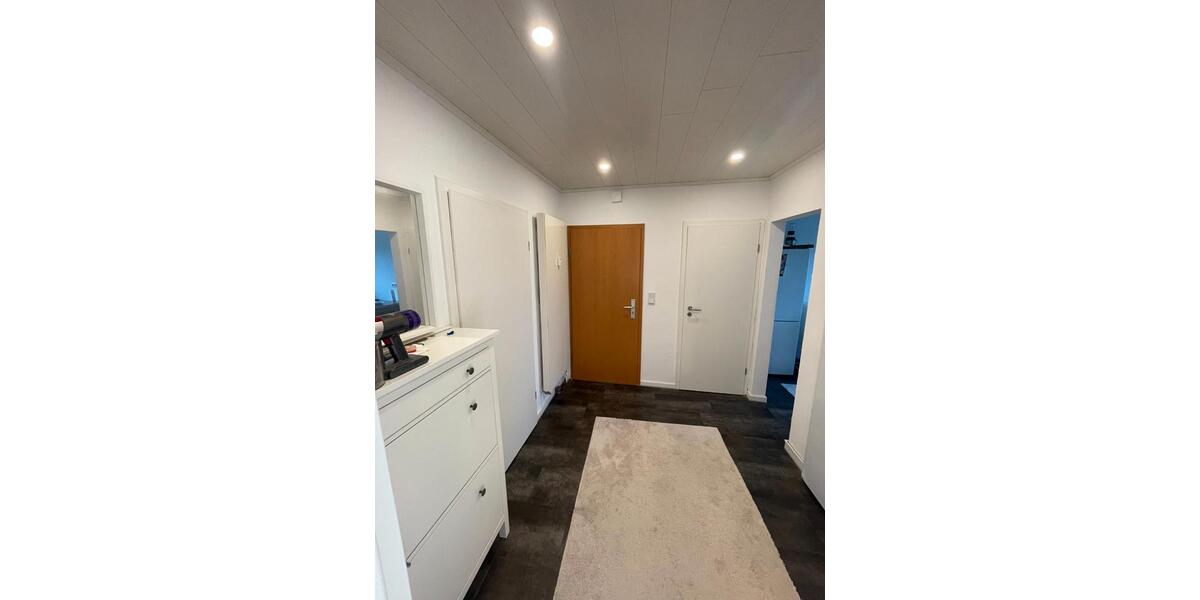 Dachgeschoßwohnung Remscheid Reinshagen - 3 Zimmer, 71 m&sup2;, 140.000&euro; | Angebot:27469567