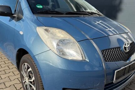 Toyota Yaris 199.700 km 1.250 &euro; Bornheim 53332
