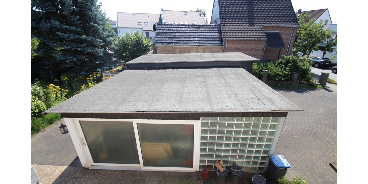 Mit 3D: Freistehendes Einfamilienhaus mit Potenzial und Garten - Einfamilienhaus Langenfeld | Angebot:27479753