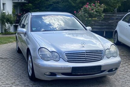 Mercedes-Benz C 200 80.780 km 5.500 &euro; Bonn 53123