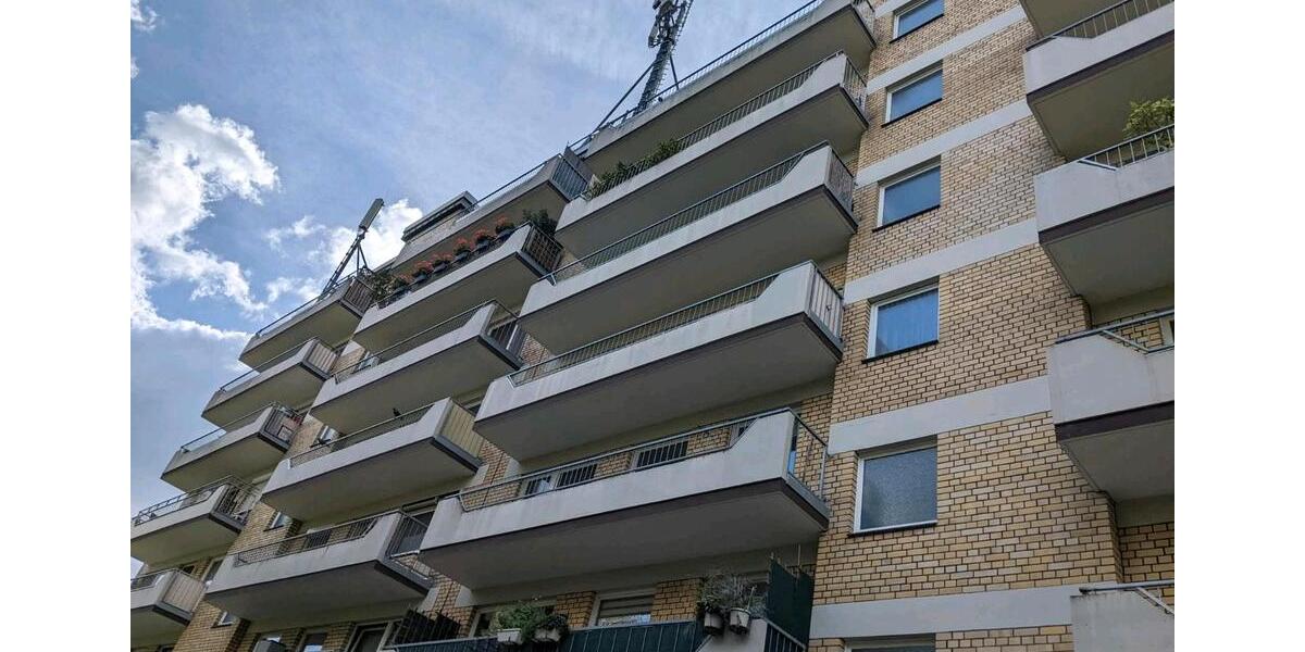 Erdgeschoßwohnung Köln Nippes - 2 Zimmer, 75 m&sup2;, 250.000&euro; | Angebot:27462350