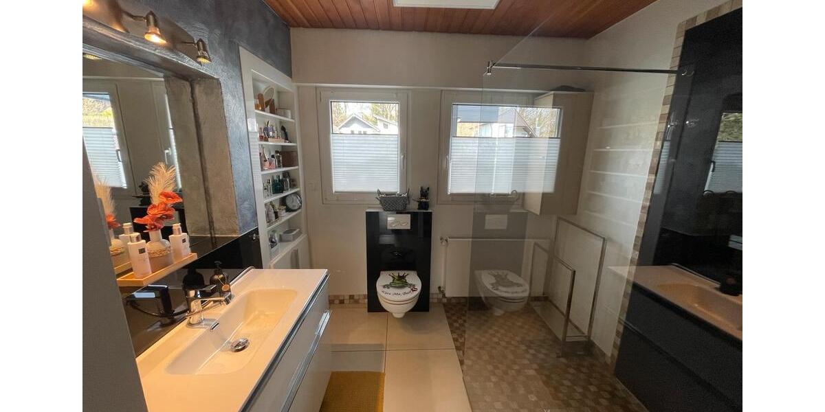 Einfamilienhaus Solingen Central - 5 Zimmer, 161 m&sup2;, 775.000&euro; | Angebot:25647817