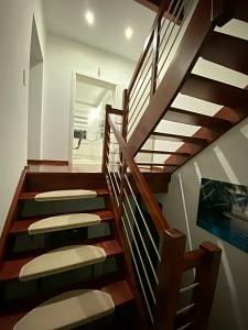 WOHNEN & VERMIETEN MIT GARTEN UND POOL - Mehrfamilienhaus, Wohnhaus Köln Porz | Angebot:27473526