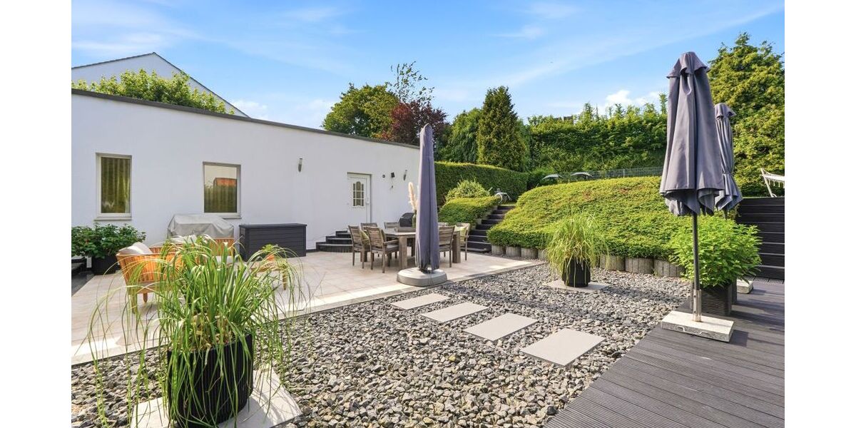 Historisch wohnen, modern leben: Modernisiertes Einfamilienhaus mit Einliegerwohnung (3D-Rundgang). - Einfamilienhaus Solingen Höhscheid | Angebot:27479763