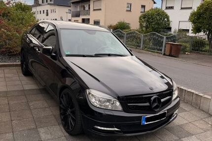 Mercedes-Benz C 250 273.000 km 7.000 &euro; Niederkassel 53859