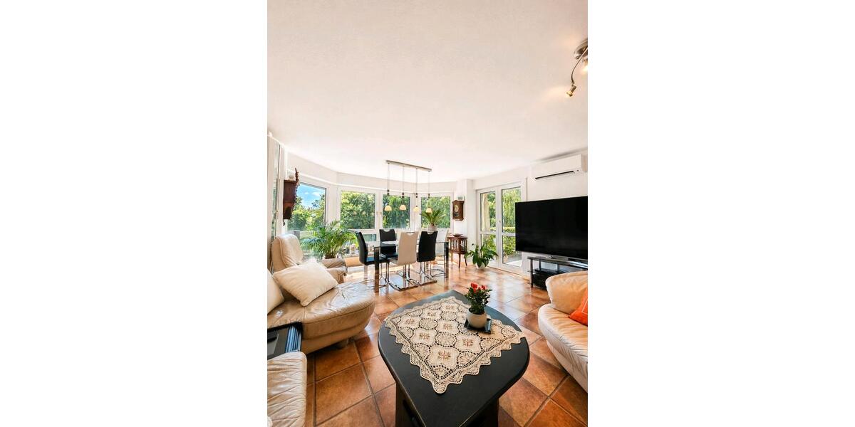Etagenwohnung Solingen Mitte - 3 Zimmer, 83 m&sup2;, 243.000&euro; | Angebot:27462436