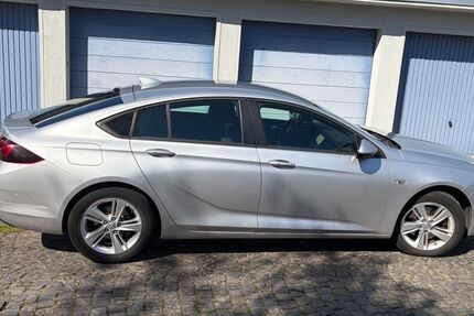 Opel Insignia 199.563 km 4.999 &euro; Köln 50968