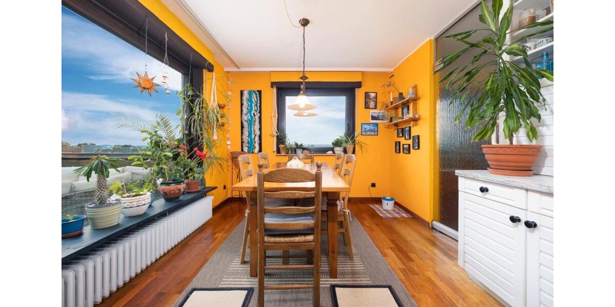 Einfamilienhaus Remscheid - 10 Zimmer, 300 m&sup2;, 550.000&euro; | Angebot:27463528