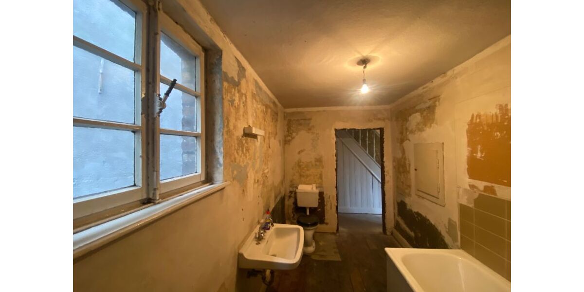 Provisionsfrei* Renovierungsbedürftiges Haus mit Erweiterungspotential - Einfamilienhaus Köln Porz | Angebot:27451359